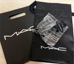 MAC マック パウダーキス リキッド リップカラー オーバーザトープのサムネイル