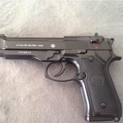 M92F東京マルイのサムネイル