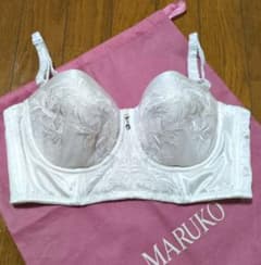 【新品・未使用】補正下着　MARUKO D85 ブライダルインナー モンマリエ 新品・未使用】補正下着 MARUKO D85 ブライダルインナー モンマリエ