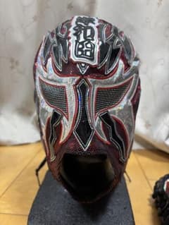 マグニチュード岸和田　試合用マスク　本人使用のサムネイル
