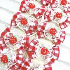 トリミングチョーカー【702】☆10個☆いちご☆ - メルカリ