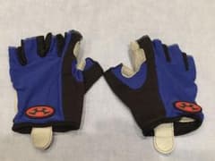 OGK製サイクルグローブのサムネイル