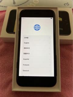 iPhone SE 第2世代 (SE2) ブラック64 GB 　ジャンク品のサムネイル