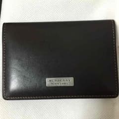 えりちん様 専用 バーバリー  名刺入れのサムネイル