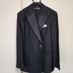 ISSEY MIYAKE ブラック タキシードのサムネイル
