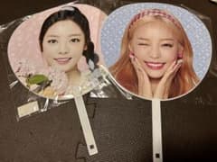 KARA KARASIA グッズ うちわ バッグ ハラ ニコル スンヨン ヨンジ KARA KARASIA グッズ うちわ バッグ ハラ ニコル スンヨン ヨンジ