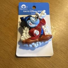 東京ディズニーリゾート限定、ジニーミッキー魔法使いライティングバッジ