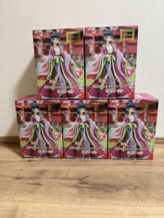 薬屋のひとりごと】BRILLIANTフィギュア 猫猫 4個セット - メルカリ