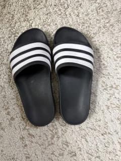 adidas キッズ サンダル ブラック ホワイト22.5cmのサムネイル