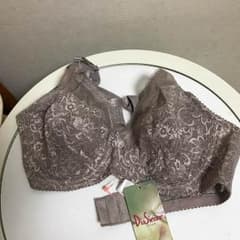 ダイアナ ブラジャーのサムネイル
