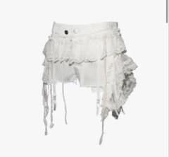 ら*い様 THEREDTHREAD veil frill garter shor - メルカリ