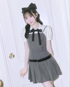 【最終値下げ済み】ミシェルマカロン モノグラムシャツプリーツワンピース グレー 最終値下げ済み】ミシェルマカロン モノグラムシャツプリーツ