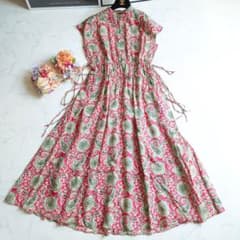 美品❁ソレイアード ペイズリー 花柄 ロングワンピース フレンチスリーブ 美品❁ソレイアード ペイズリー 花柄 ロングワンピース フレンチ