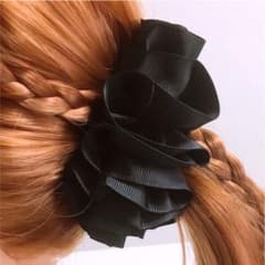 chacha 様専用くしゅくしゅ りぼん　バナナクリップのサムネイル