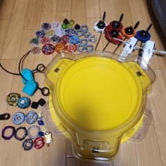 N*K様 ベイブレード 大量セット スタジアム ランチャー ベイロガーのサムネイル