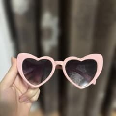 ピンク ハート型 サングラスのサムネイル