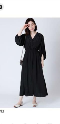 期間限定値下げ　Aga Black　新品ワンピースのサムネイル