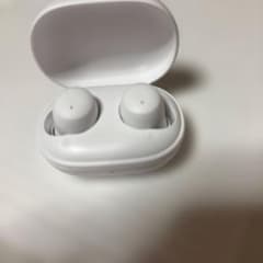 ワイヤレスイヤホン ホワイトのサムネイル