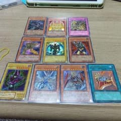 遊戯王カード まとめ売り 旧枠 ホロ多数 ブラックマジシャン / 青眼の
