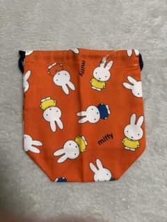 ミッフィー 巾着 オレンジ 総柄のサムネイル