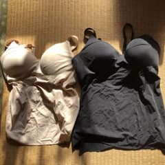 UNIQLOブラトップのサムネイル