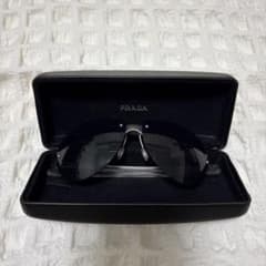 PRADA サングラス SPR72Aのサムネイル