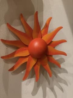 【一】モビール 木製 太陽 ドイツ製 ブライトシュベルツ社 希少品 ブライトシュベルツ breitschwerdt モビール ドイツ 太陽 - メルカリ