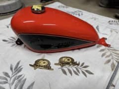 Harley-Davidson Sportster タンクのサムネイル