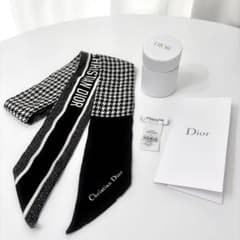 Dior ミッツァ スカーフ Montaigne 千鳥柄 - メルカリ