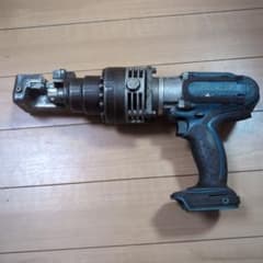 Makita 電動カッターのサムネイル
