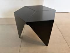 【正規品】Vitra プリズマティックテーブル 初期 2001年ロゴ入 黒 正規品】Vitra プリズマティックテーブル 初期 2001年ロゴ入 黒 - メルカリ
