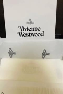 「値下げ❗️」Vivienne Westwood ロゴマフラー 付属の箱付きのサムネイル