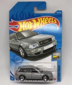 ホットウィール AUDI AVANT RS2のサムネイル