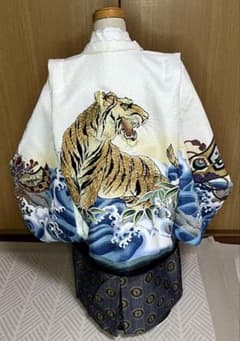 七五三 3歳男児 着物 袴セット 虎柄のサムネイル