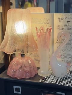 ガラスインテリア3点セット ピンク ランプ 花瓶 スワン MultiGlass ガラスインテリア3点セット ピンク ランプ 花瓶 スワン MultiGlass