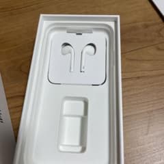Apple純正 イヤホンのサムネイル