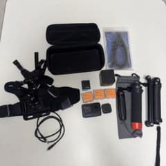 GoPro hero10 バッテリー込み色々セット　SDカード付きのサムネイル