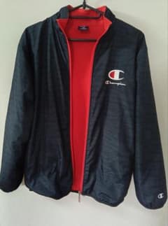 【値下げ中】Champion ジャケット 160cm ネイビー/レッドのサムネイル