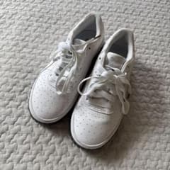 PUMA スニーカー ホワイト 23.5cmのサムネイル