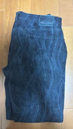 ZARA ストレートフィットデニムパンツ　EU42のサムネイル