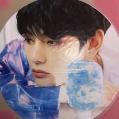 BTS うちわ　テヒョン　テテ　ブイのサムネイル