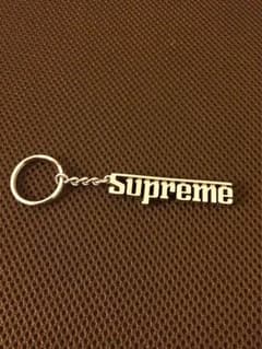 supreme シュプリーム キーホルダー シルバーのサムネイル
