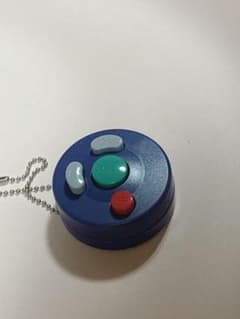 任天堂 ゲームキューブ コントローラー ミニチュア キーホルダーのサムネイル