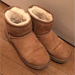 さくたろう様専用   UGG  ムートンブーツ   ショートのサムネイル