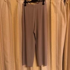 23区　新品　グレージュ　パンツのサムネイル
