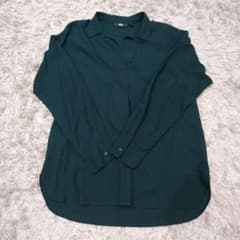 長袖シャツ 深緑  Lサイズのサムネイル