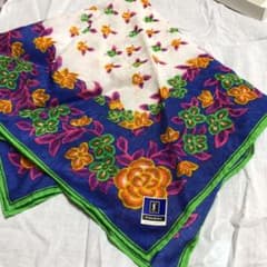 専用　ハンカチ3点セットのサムネイル