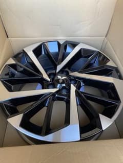 三菱　アウトランダー　PHEV 純正ホイールのサムネイル