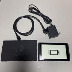 Nintendo Switch（旧型） 本体 +備品のサムネイル