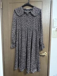 花柄 長袖 ロングワンピースのサムネイル